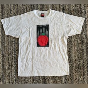 Rare 2010 LEGO NYC Skyline Graphic Shirt - Adult L (22x27.5) - Excellent VTG